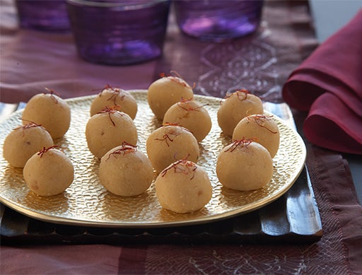 Ginger ladoo